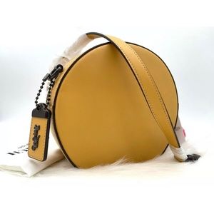 NWT Coach  Canteen Glovetanned Leather Crossbody Bag In Honeycomb